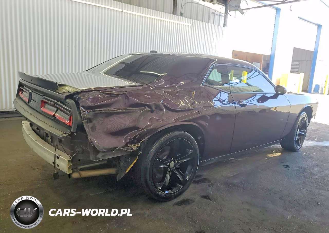 2021 Dodge Challenger Sxt VIN:2C3CDZAG9MH564642 - 3