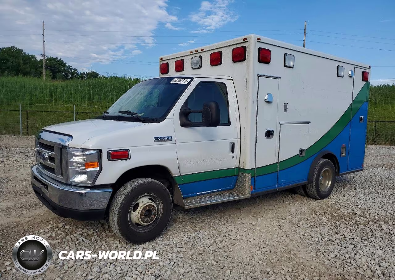 2019 Ford Econoline - Ambulance