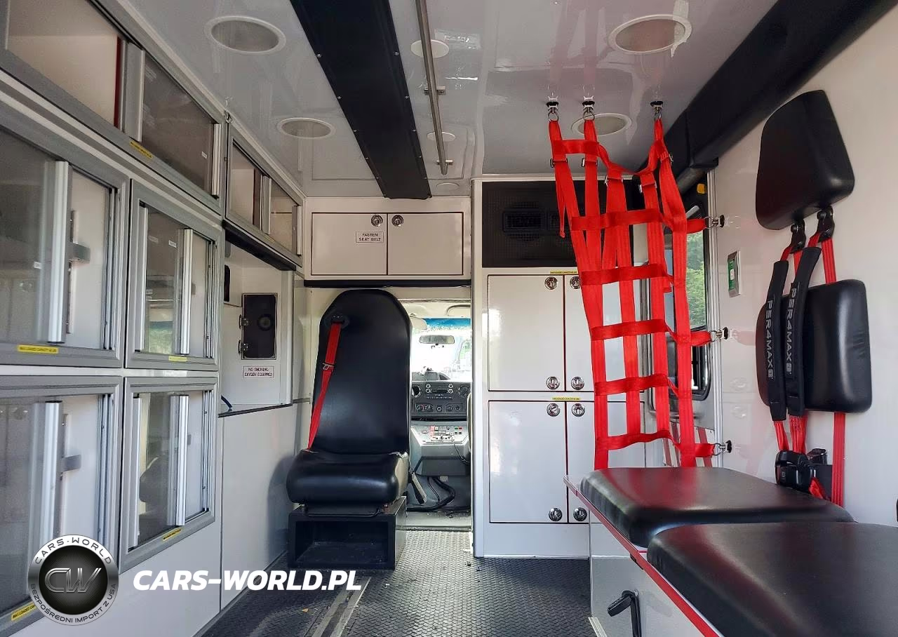 2019 Ford Econoline - Ambulance VIN:1FDWE3FS5KDC06735 - 10