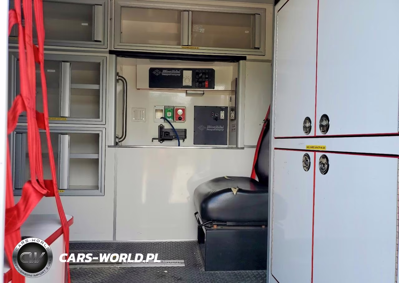 2019 Ford Econoline - Ambulance VIN:1FDWE3FS5KDC06735 - 11