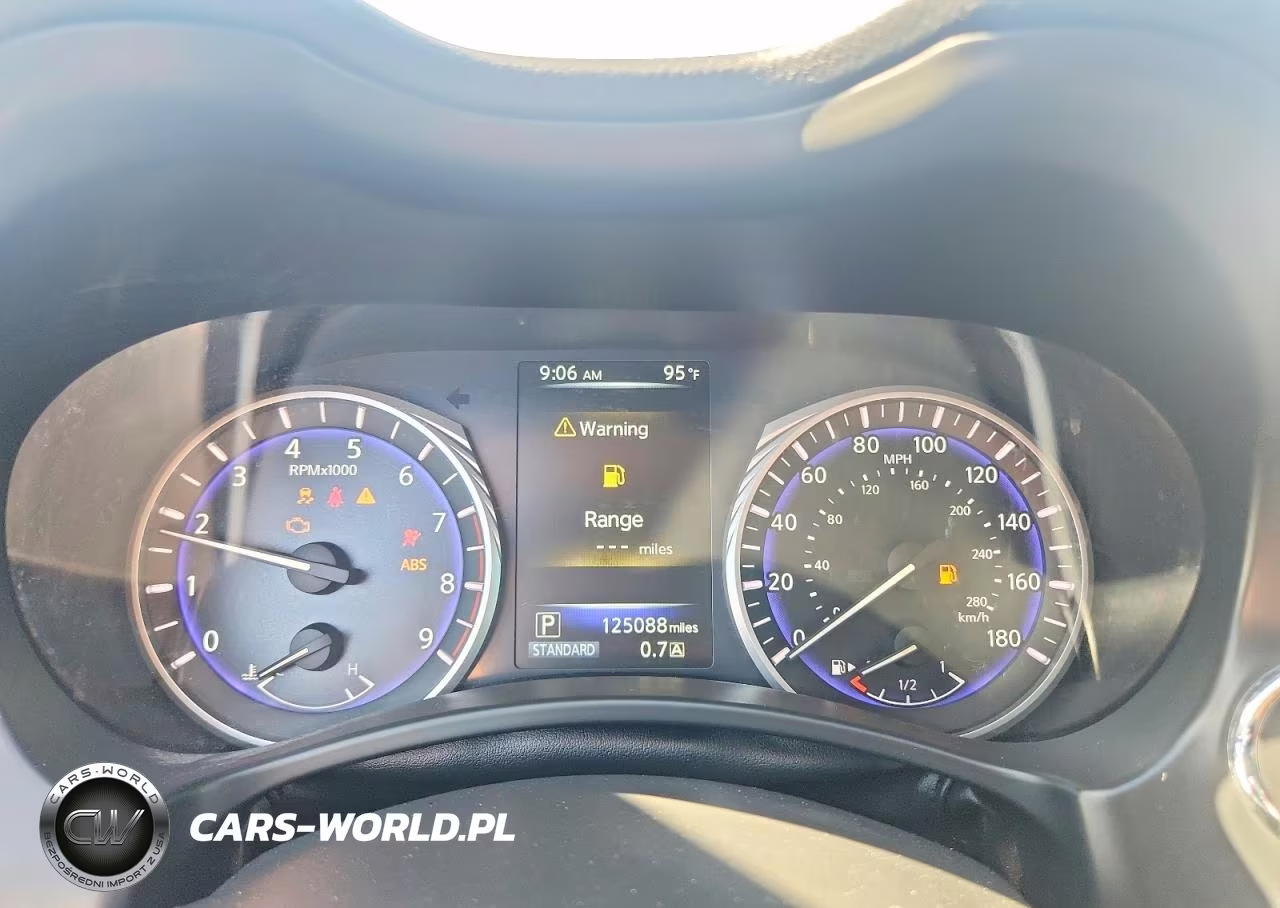 2017 Infiniti Q50 3.0T Signature Edition VIN:JN1EV7ARXHM840758 - 9