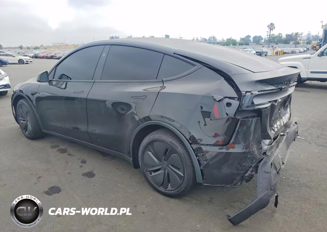 2026 Tesla Model Y VIN:7SAYGDED6TF624590 - 2