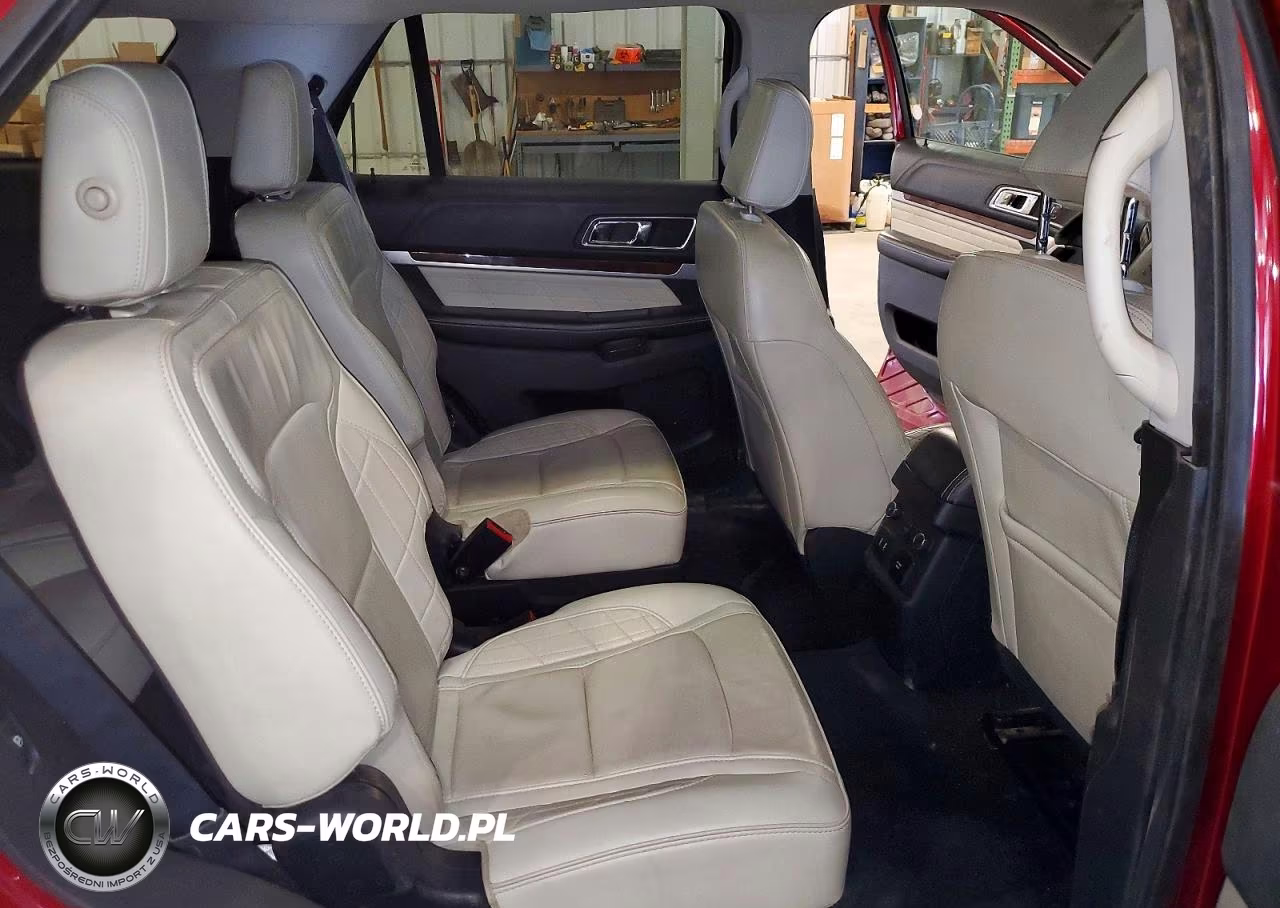 2019 Ford Explorer Platinum VIN:1FM5K8HT7KGA78276 - 11