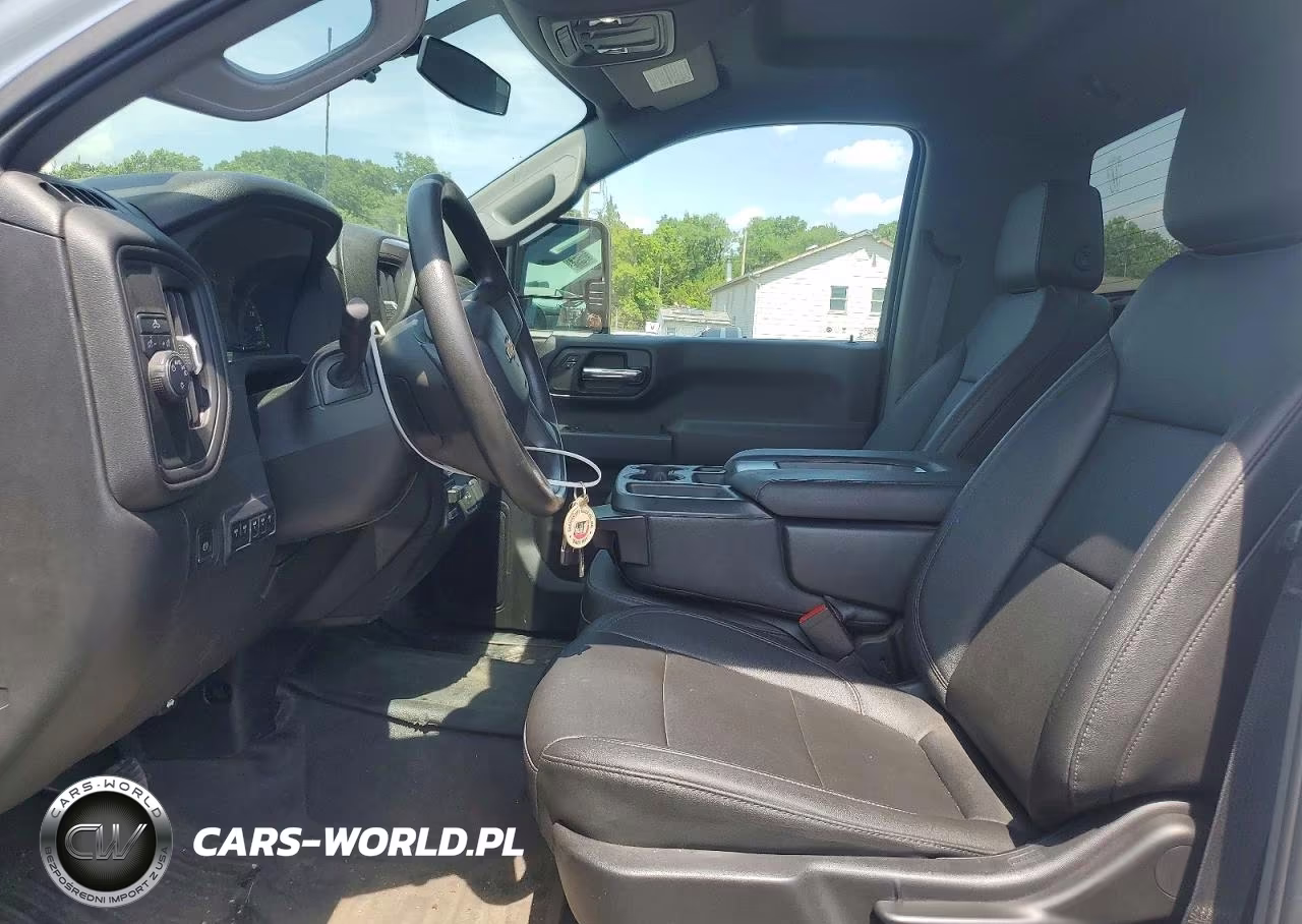 2023 Chevrolet Silverado C3500 VIN:1GB3WRE70PF225312 - 7