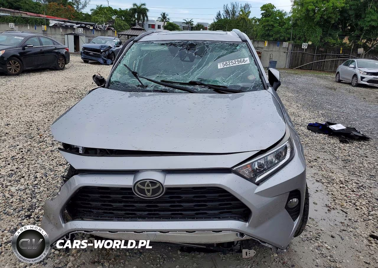 2020 Toyota Rav4 Xle Premium VIN:2T3C1RFV1LC064258 - 5