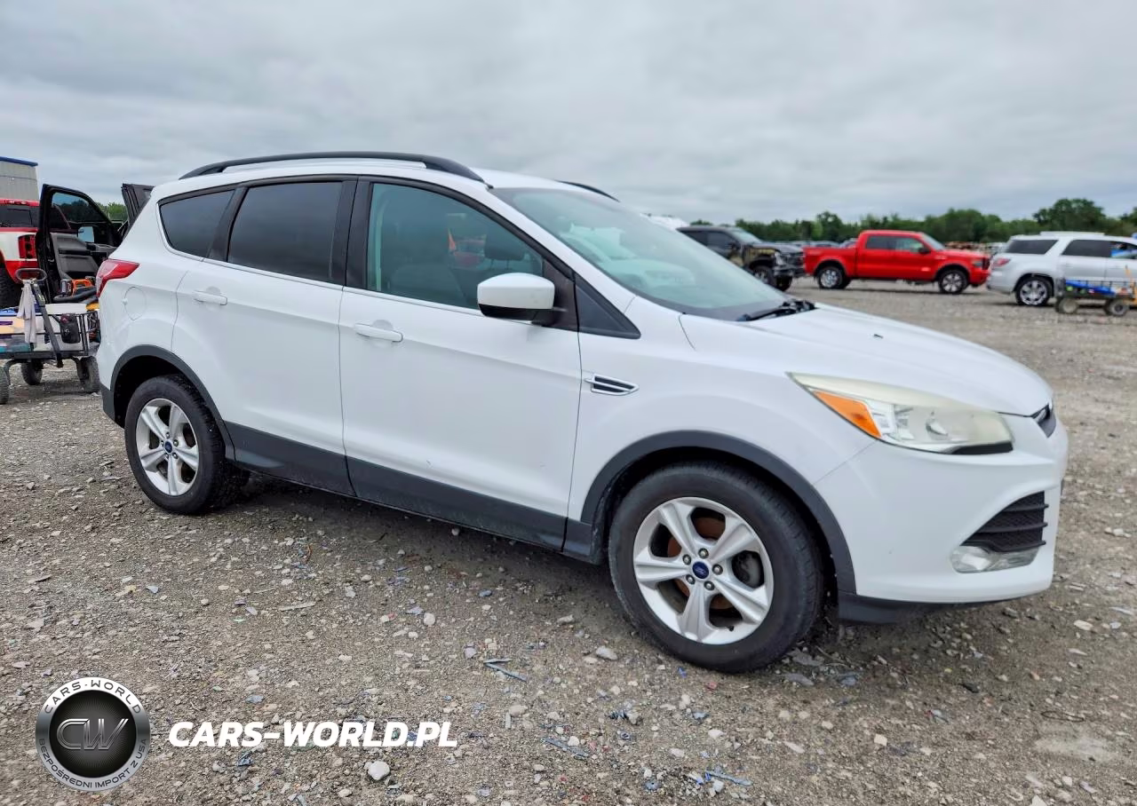 2015 Ford Escape Se VIN:1FMCU0GX0FUB06059 - 4