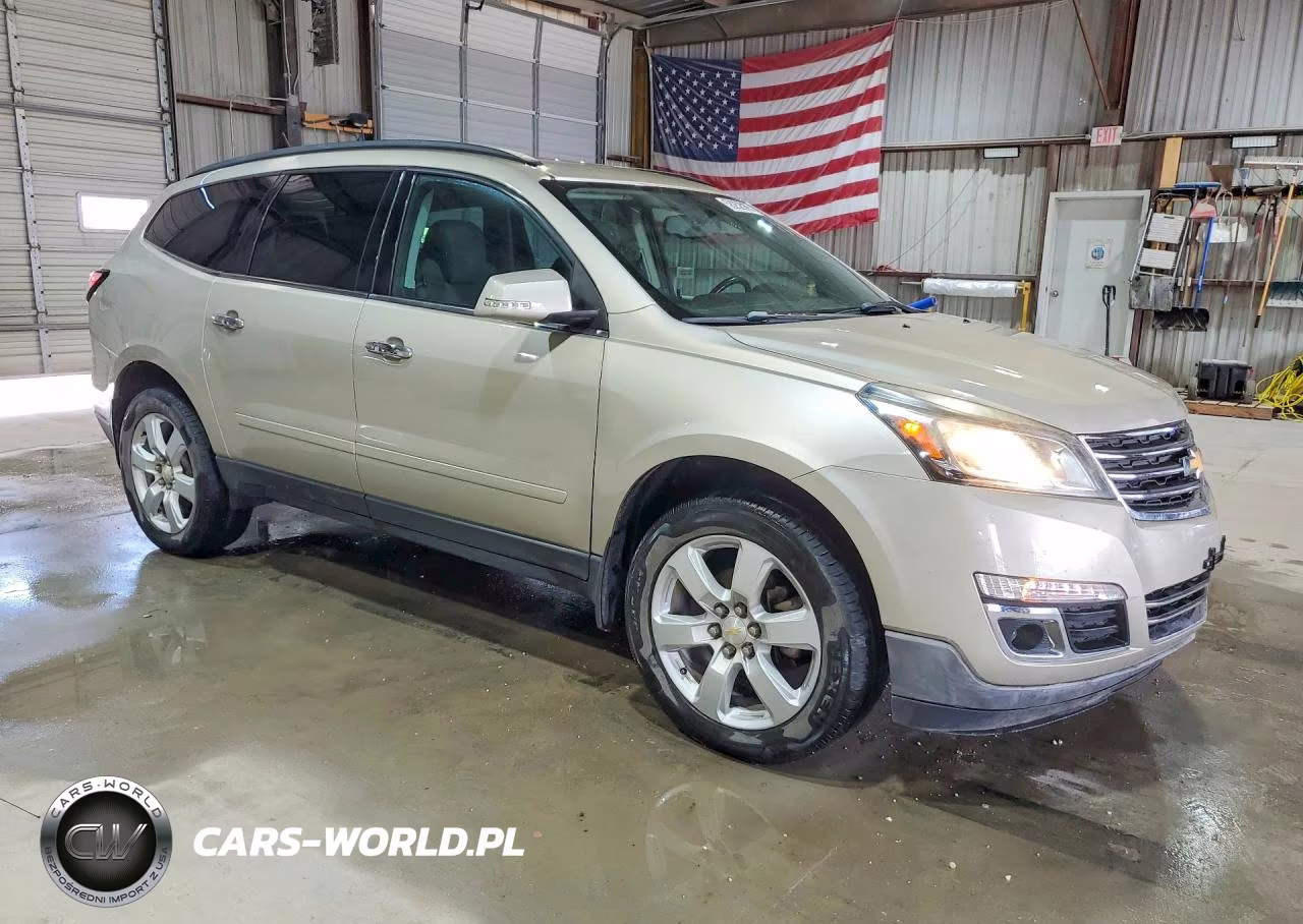 2017 Chevrolet Traverse Lt VIN:1GNKRGKD8HJ159255 - 4