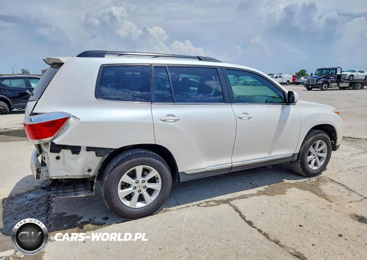 2013 Toyota Highlander Plus VIN:5TDZK3EHXDS097616 - 3