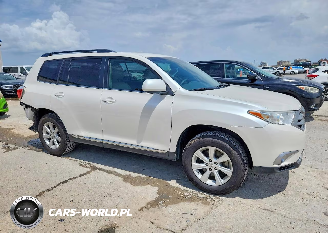2013 Toyota Highlander Plus VIN:5TDZK3EHXDS097616 - 4