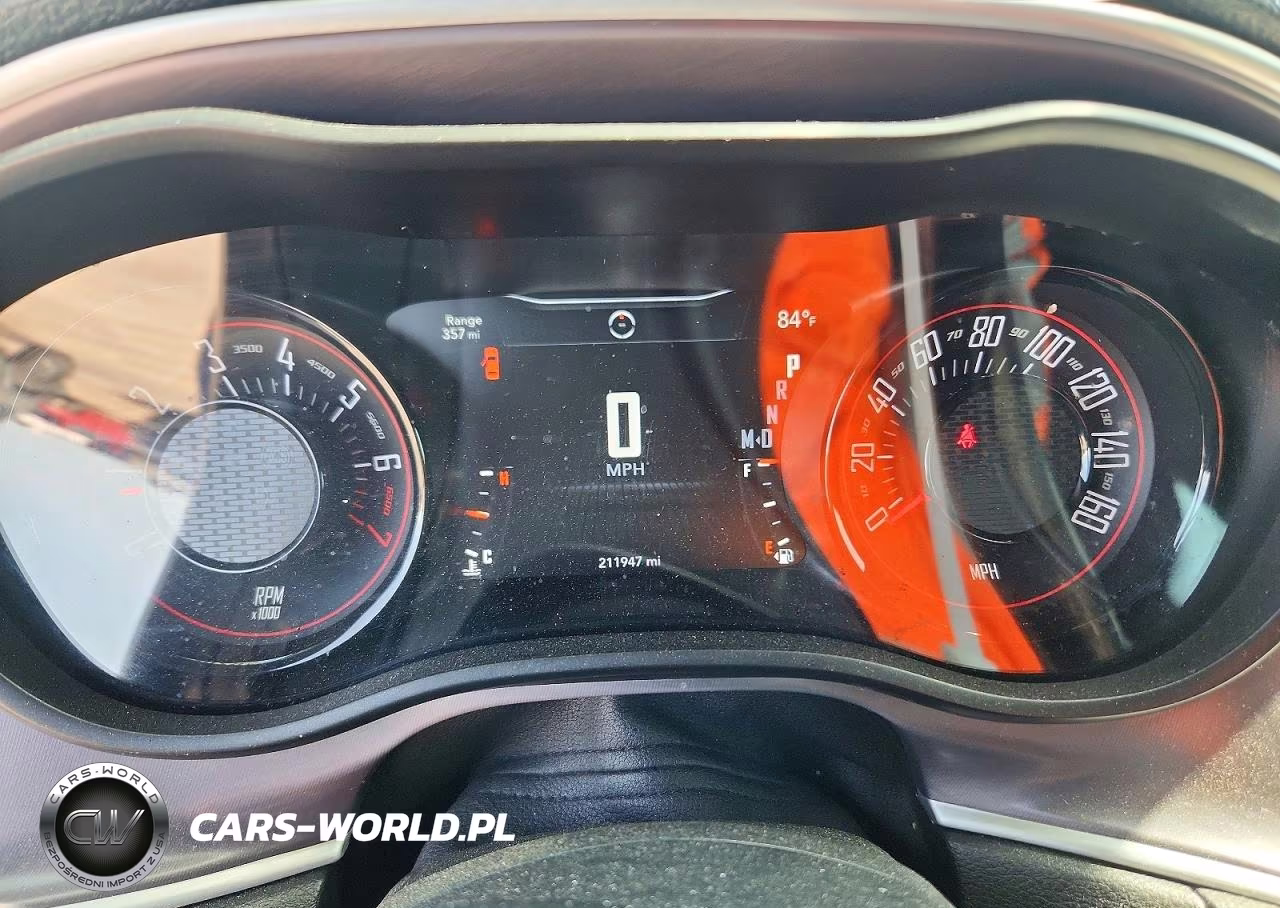 2019 Dodge Challenger Sxt VIN:2C3CDZAG6KH640735 - 9