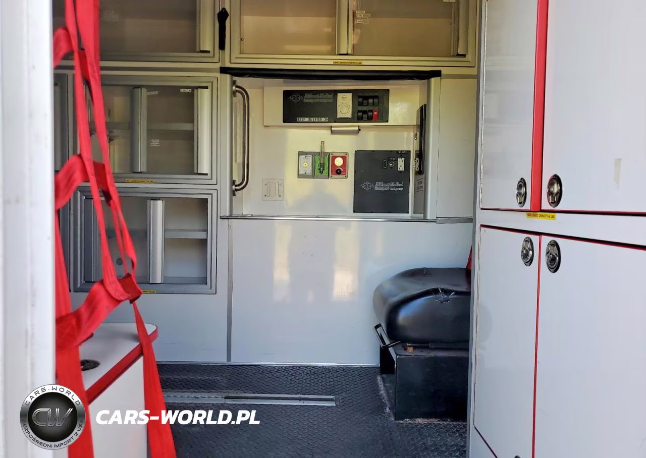 2019 Ford Econoline - Ambulance VIN:1FDWE3FS3KDC06748 - 11