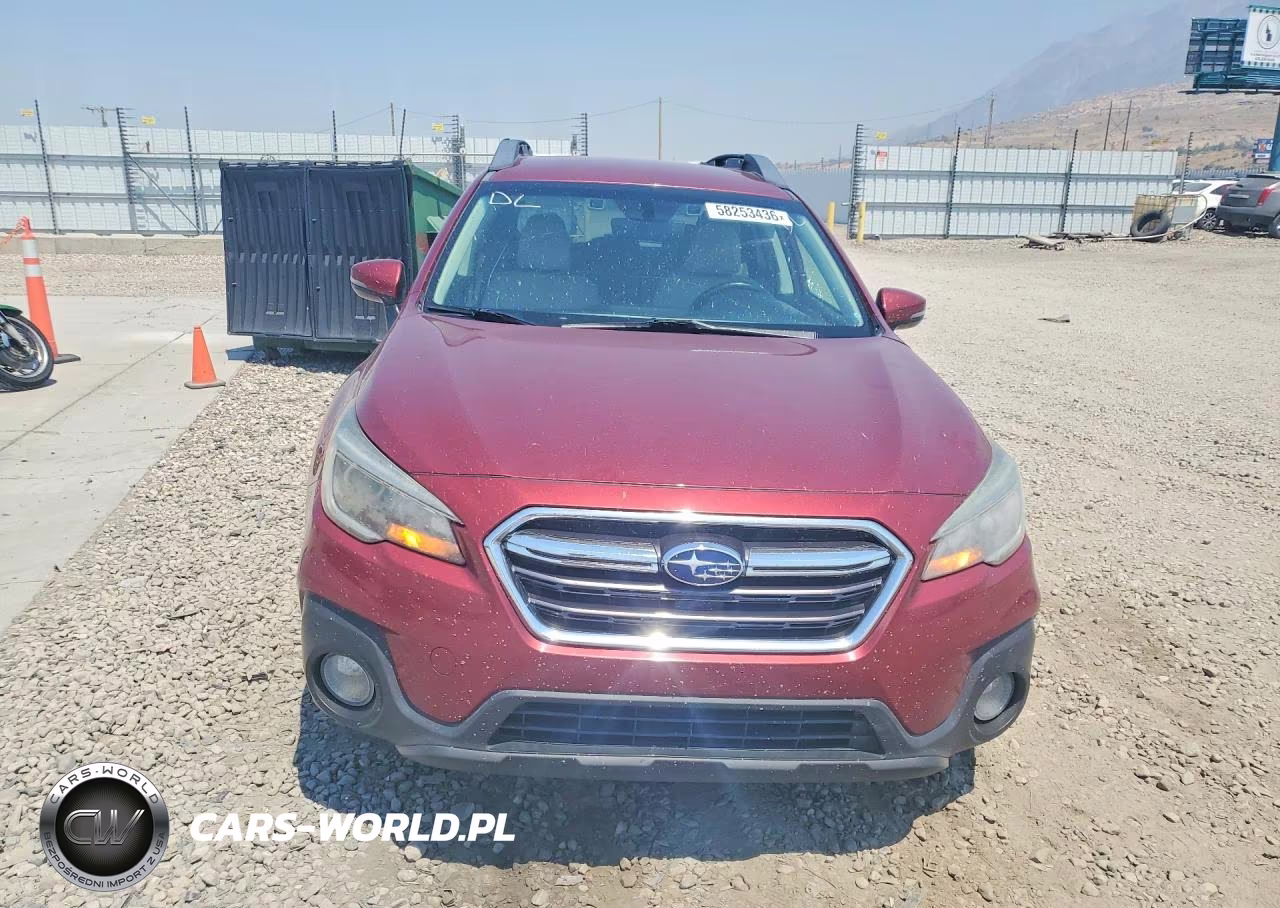 2019 Subaru Outback 2.5I Premium VIN:4S4BSAFC9K3355904 - 5