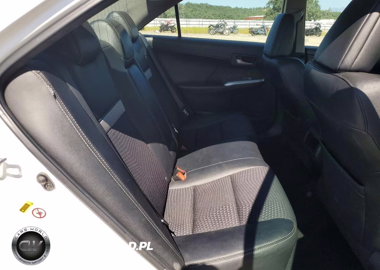 2014 Toyota Camry Se VIN:4T1BF1FK3EU350787 - 10
