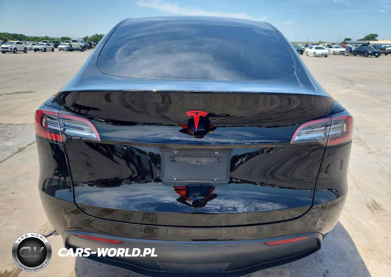 2021 Tesla Model Y VIN:5YJYGDEE7MF193362 - 6