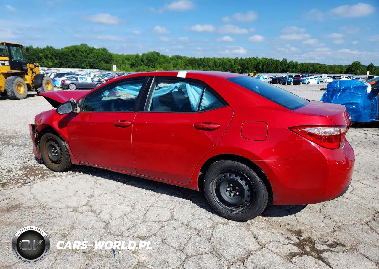2018 Toyota Corolla Le VIN:2T1BURHE8JC060682 - 2
