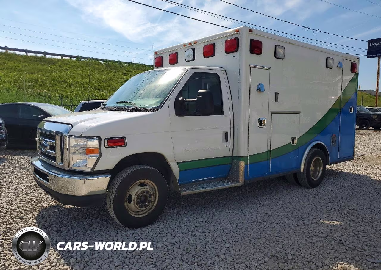 2018 Ford Econoline - Ambulance
