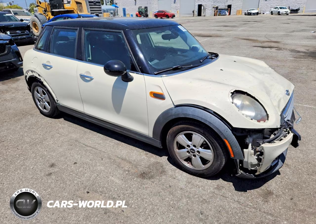 2015 Mini Cooper VIN:WMWXS5C55FT827235 - 4