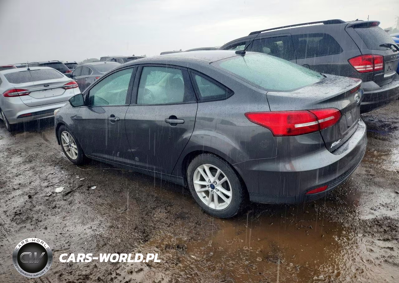 2015 Ford Focus Se VIN:1FADP3F22FL216663 - 2
