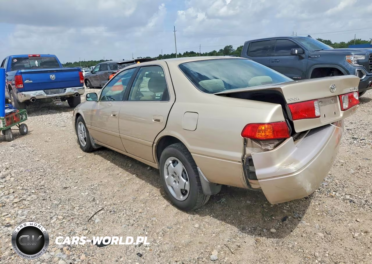 2001 Toyota Camry Le VIN:JT2BG22K010561551 - 2