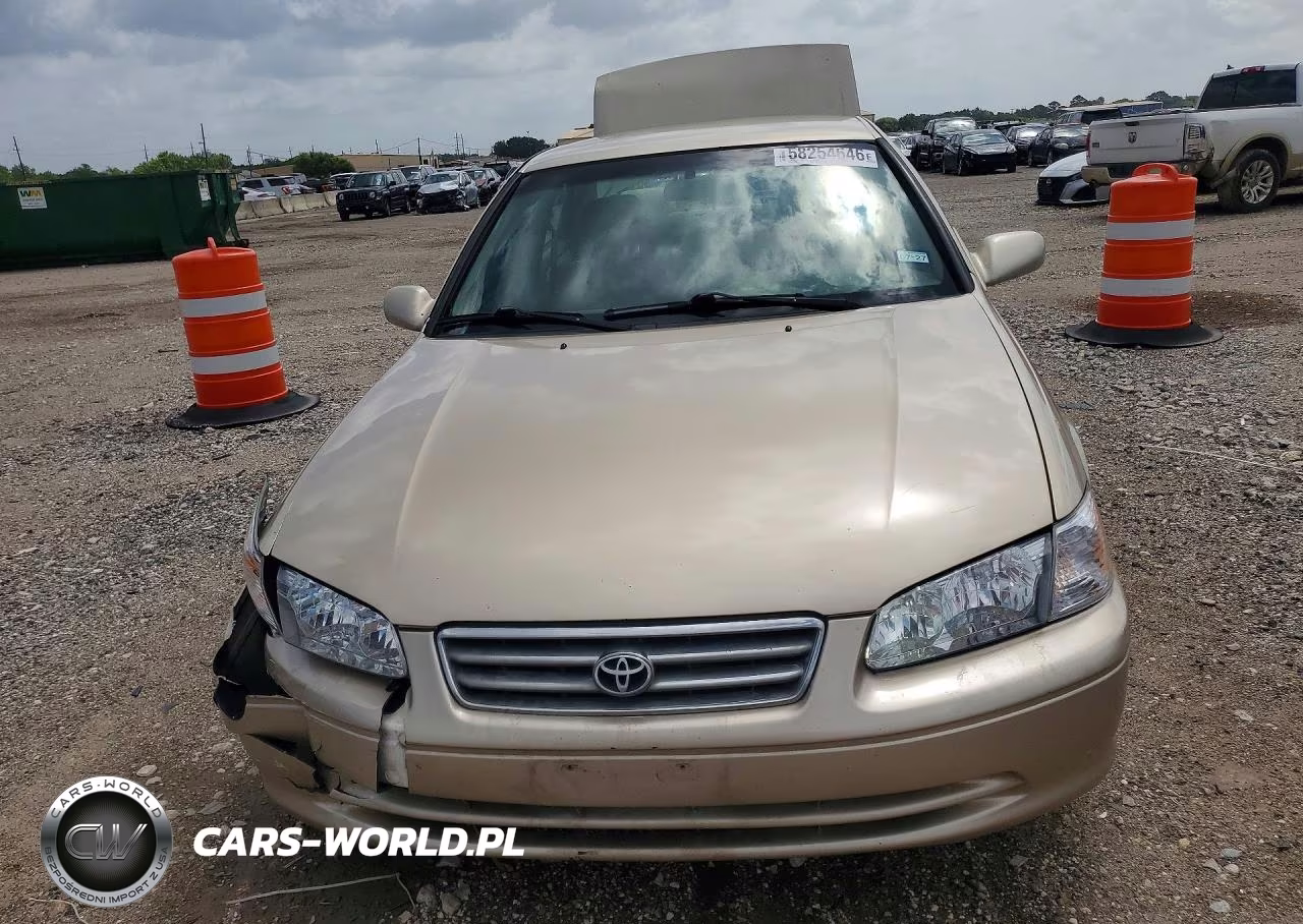 2001 Toyota Camry Le VIN:JT2BG22K010561551 - 5