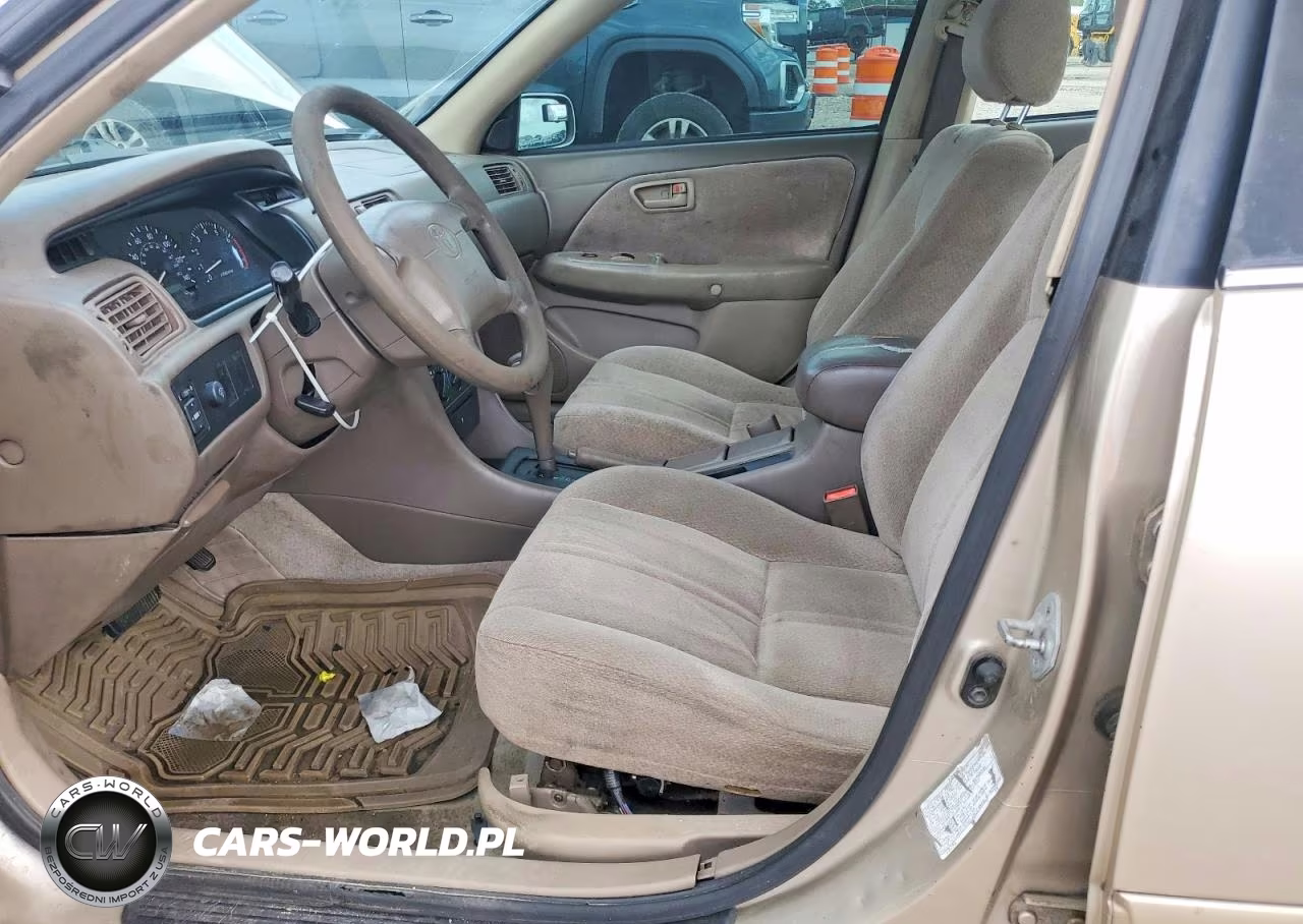 2001 Toyota Camry Le VIN:JT2BG22K010561551 - 7