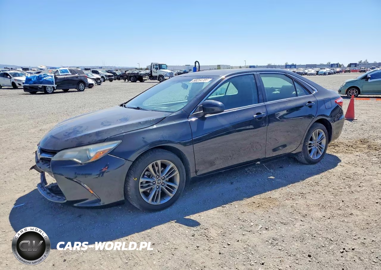 2015 Toyota Camry Hybrid Se