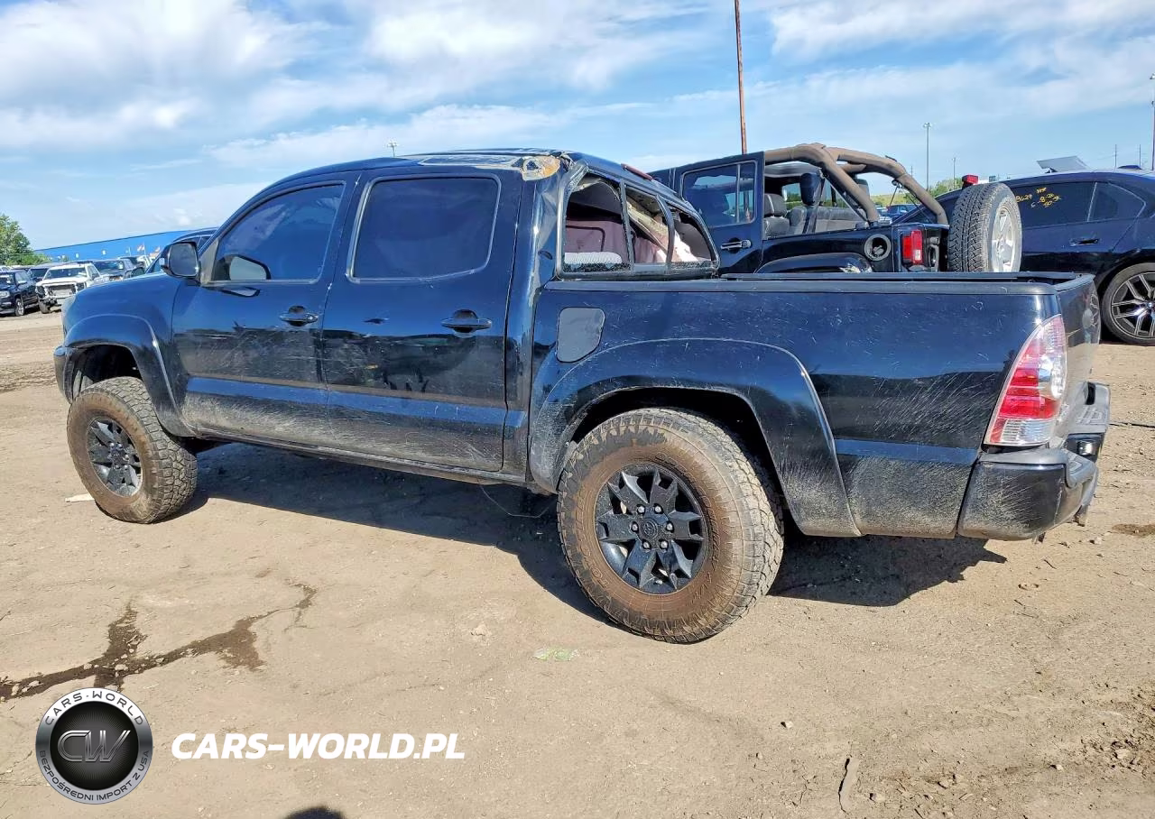 2015 Toyota Tacoma V6 VIN:5TFLU4EN9FX139833 - 2