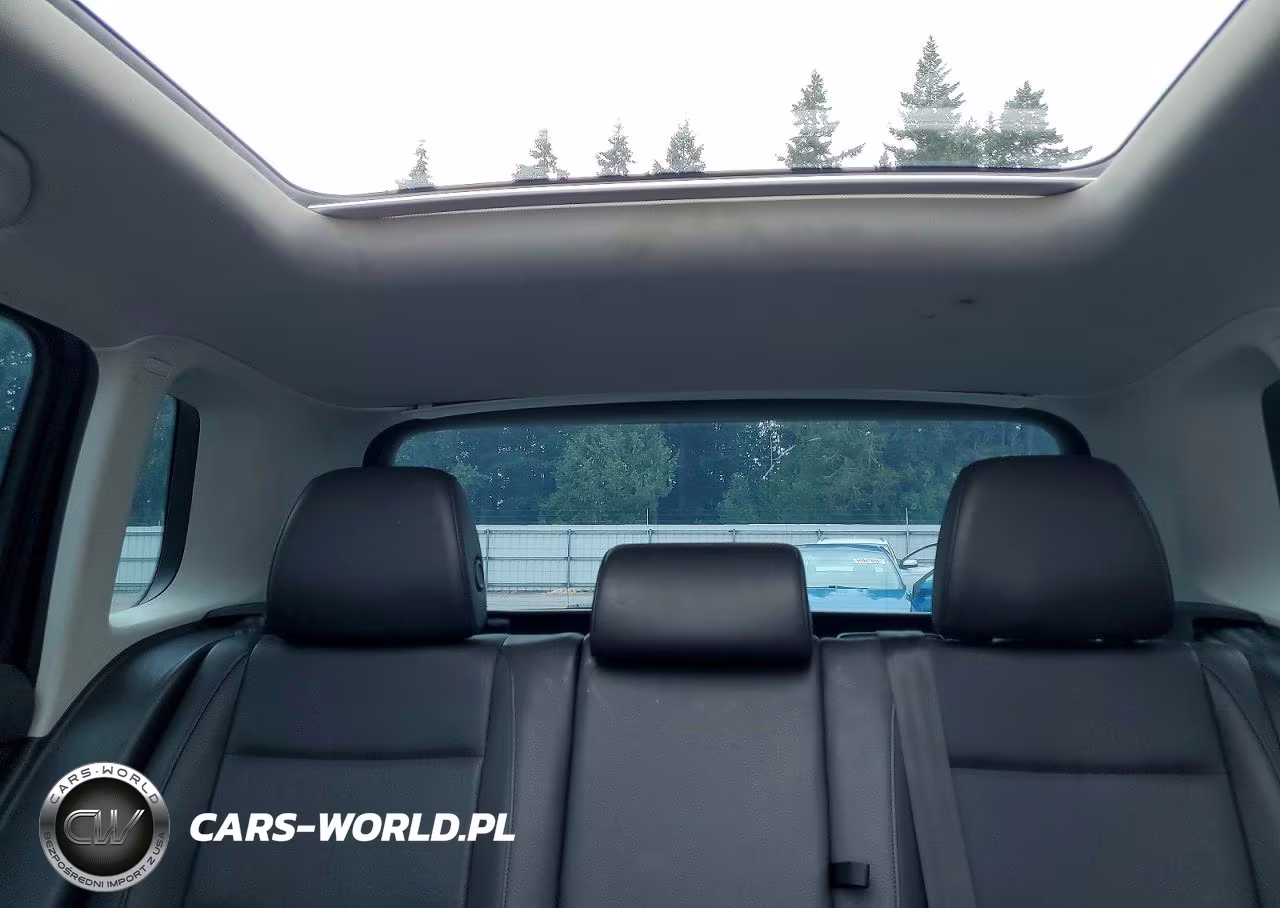 2015 Volkswagen Tiguan S VIN:WVGBV7AX0FW505505 - 10