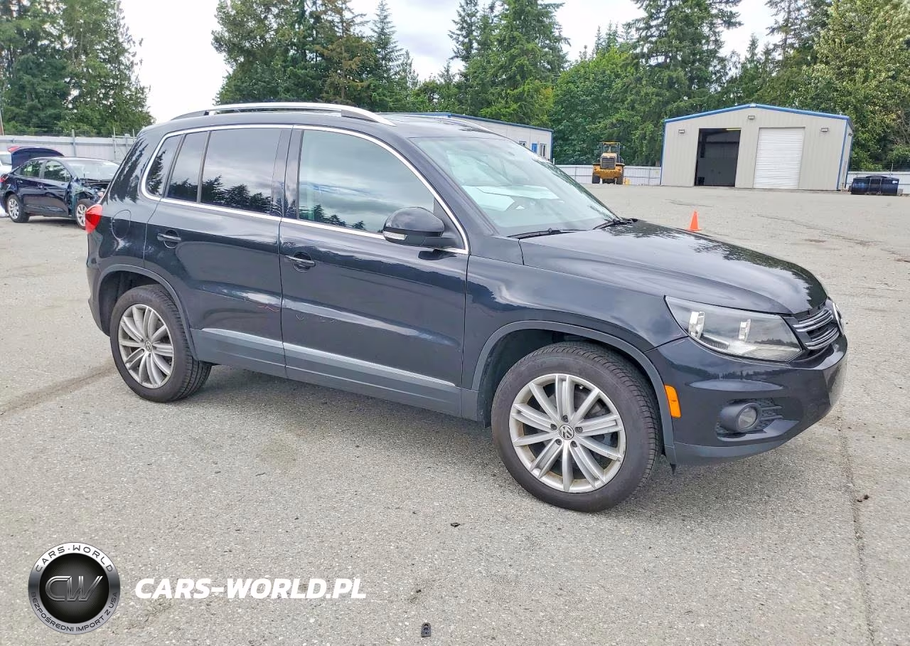 2015 Volkswagen Tiguan S VIN:WVGBV7AX0FW505505 - 4