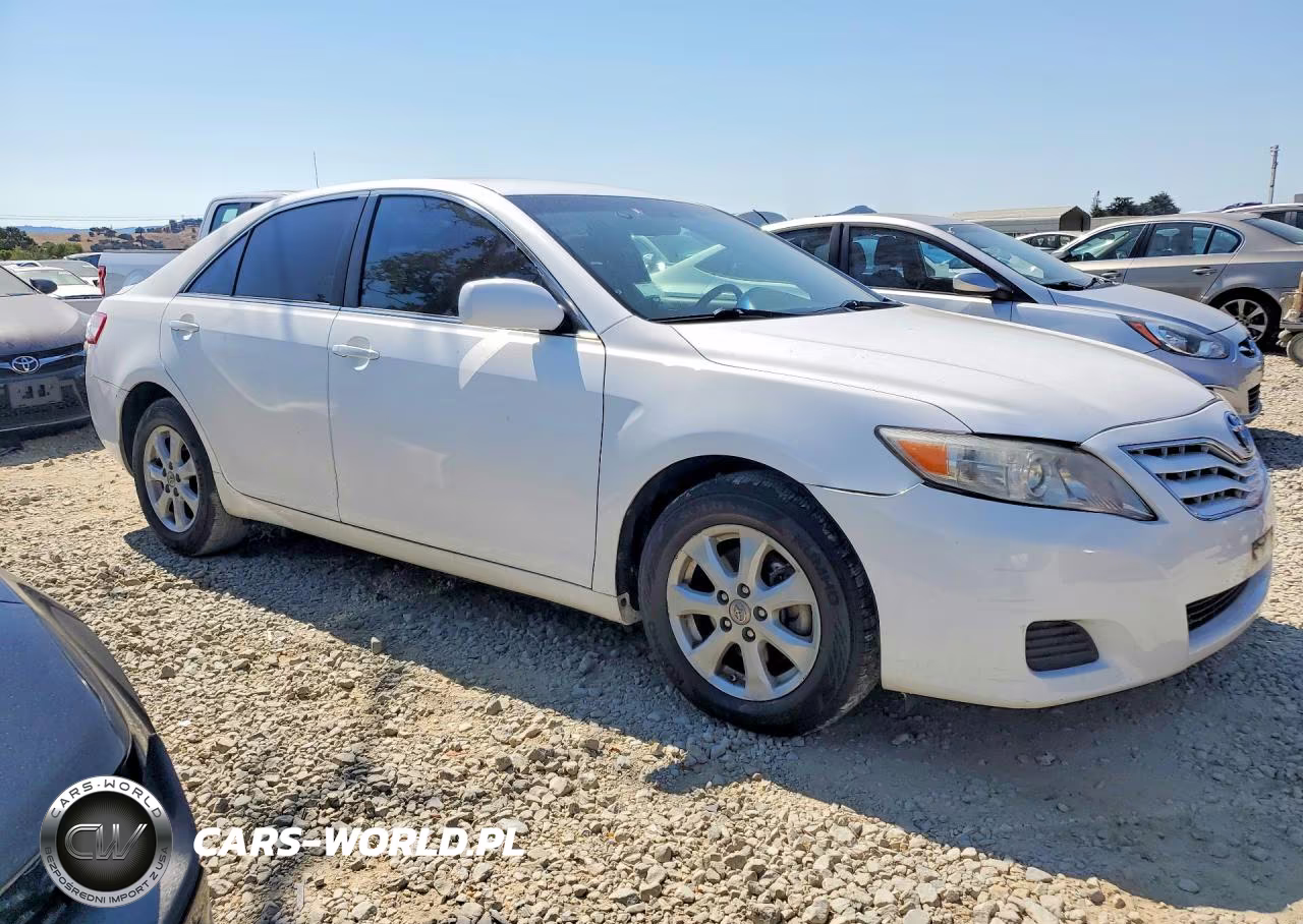 2011 Toyota Camry Le VIN:4T1BF3EK6BU759603 - 4