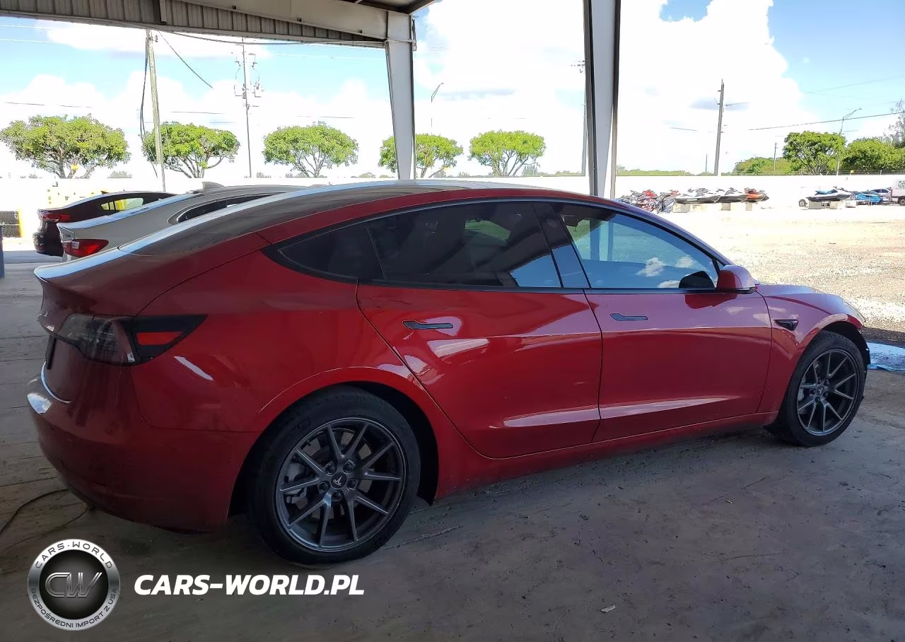 2021 Tesla Model 3 VIN:5YJ3E1EAXMF097060 - 3