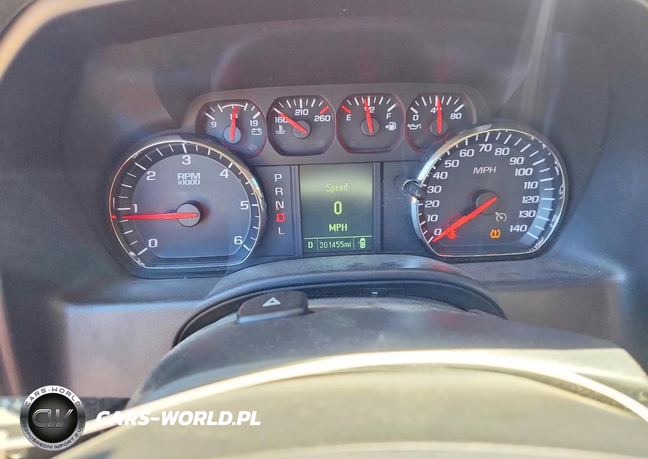 2017 Chevrolet Silverado C1500 VIN:1GCRCNEC3HZ304722 - 9