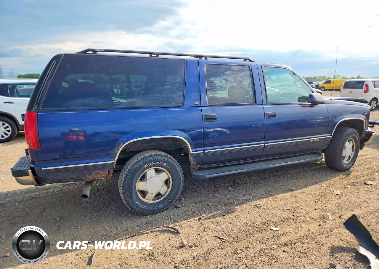 1999 Chevrolet Suburban K1500 VIN:1GNFK16R4XJ459334 - 3