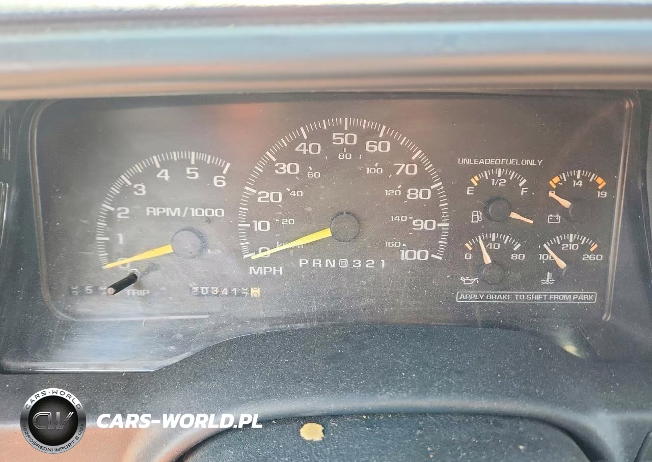 1999 Chevrolet Suburban K1500 VIN:1GNFK16R4XJ459334 - 9