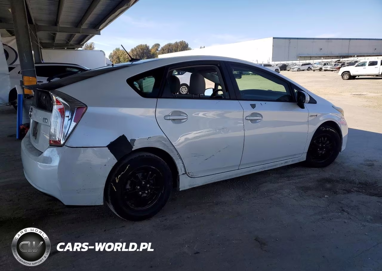 2012 Toyota Prius Three VIN:JTDKN3DU3C5411943 - 3