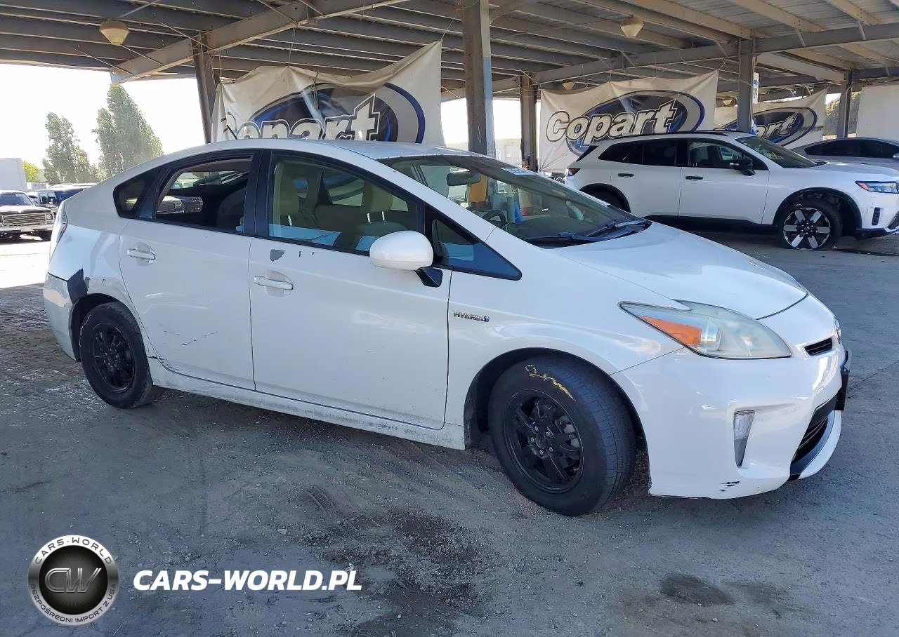 2012 Toyota Prius Three VIN:JTDKN3DU3C5411943 - 4