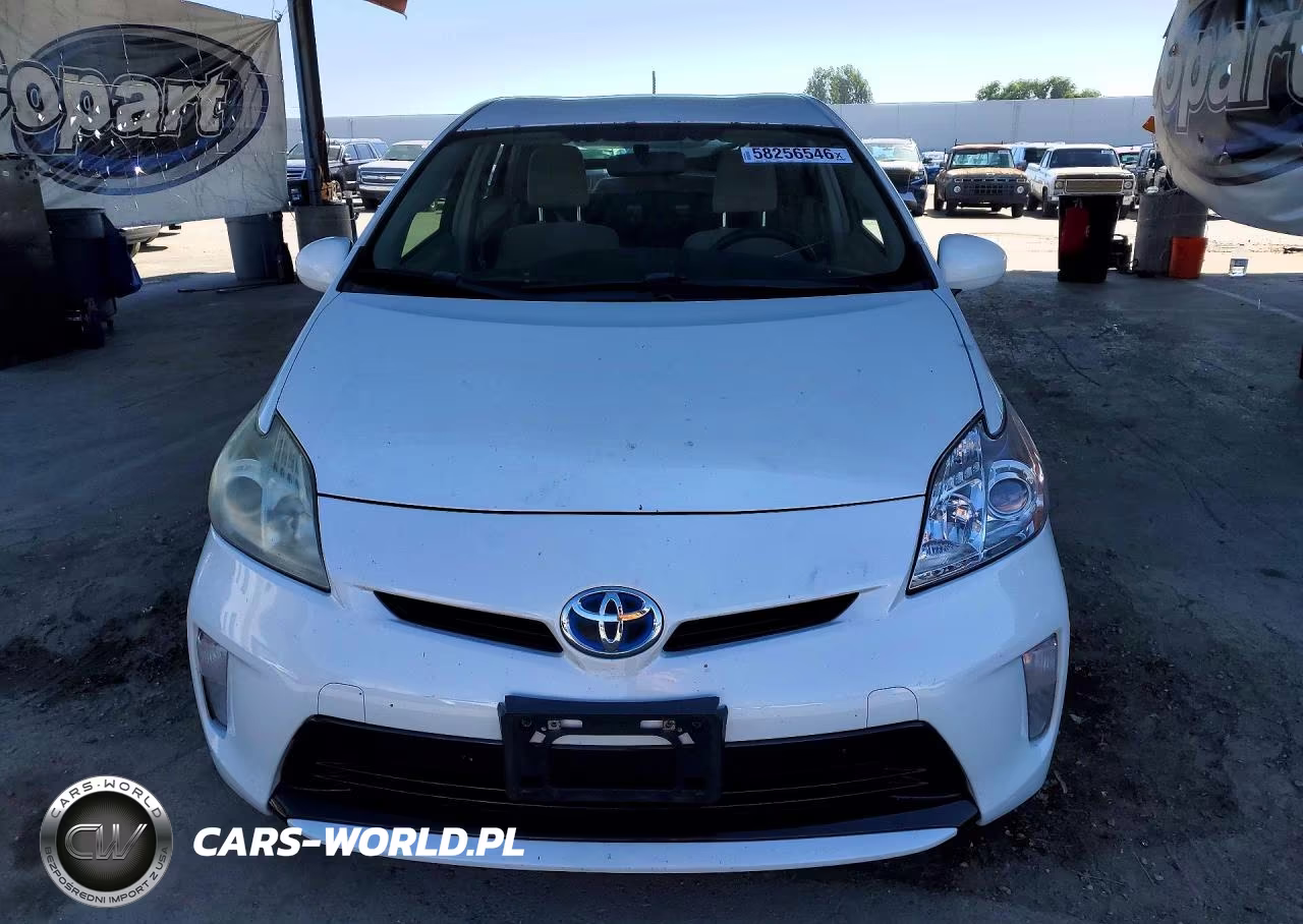 2012 Toyota Prius Three VIN:JTDKN3DU3C5411943 - 5