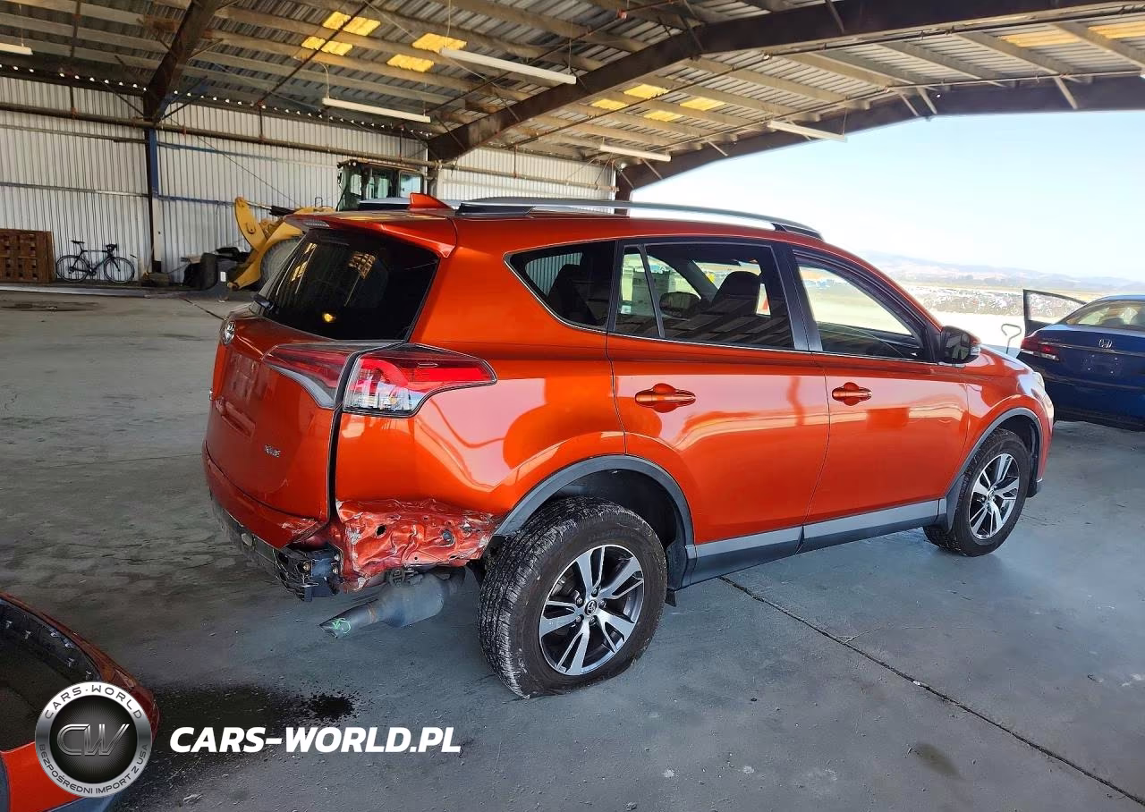 2016 Toyota Rav4 Xle VIN:JTMWFREV8GJ065149 - 3