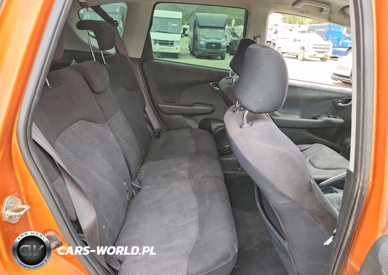 2010 Honda Fit Sport VIN:JHMGE8H46AS021560 - 10