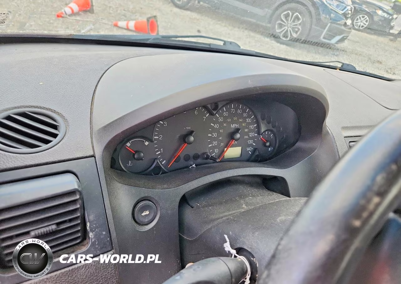 2006 Ford Focus Zx4 VIN:1FAHP34N16W249697 - 9