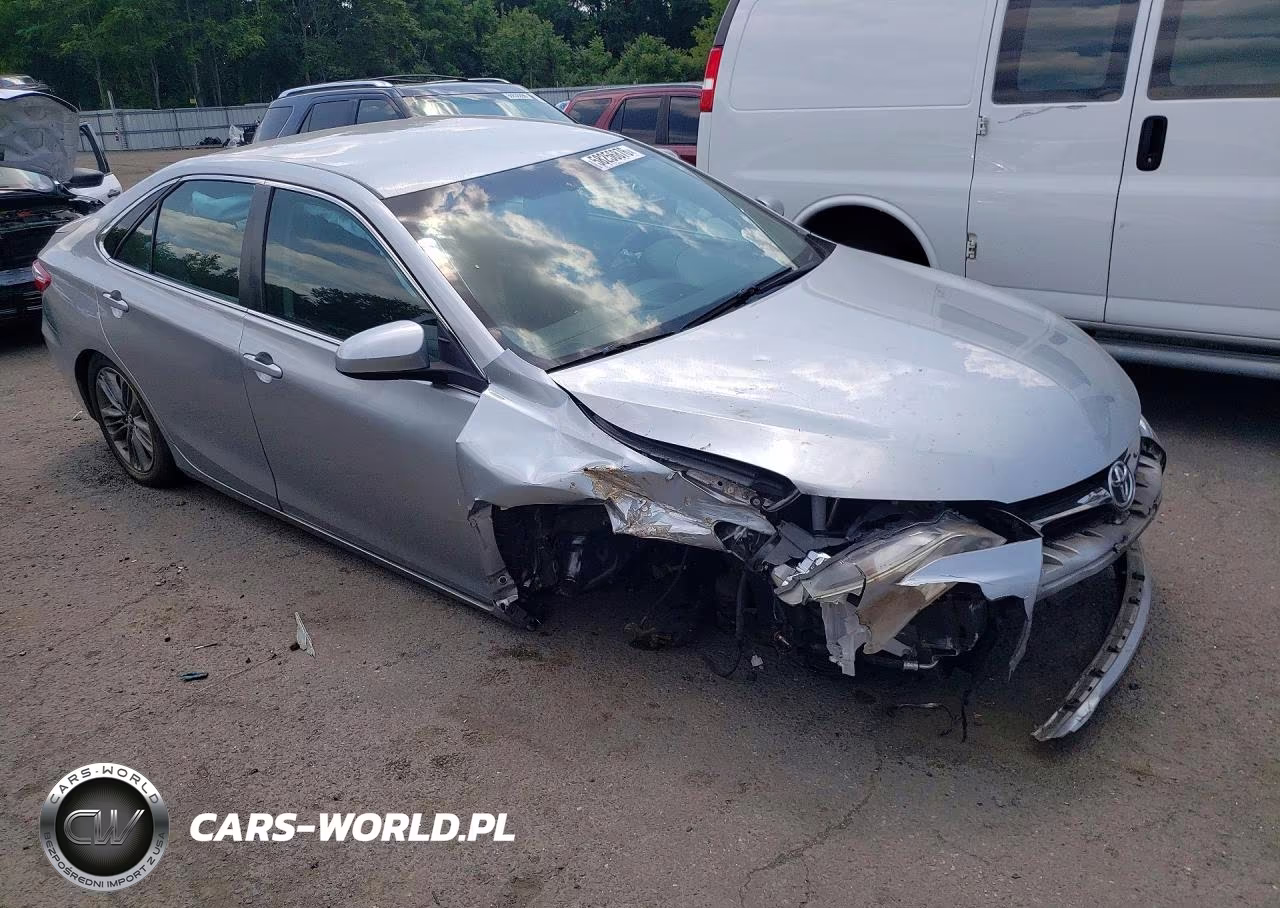 2017 Toyota Camry Se VIN:4T1BF1FK4HU271682 - 4