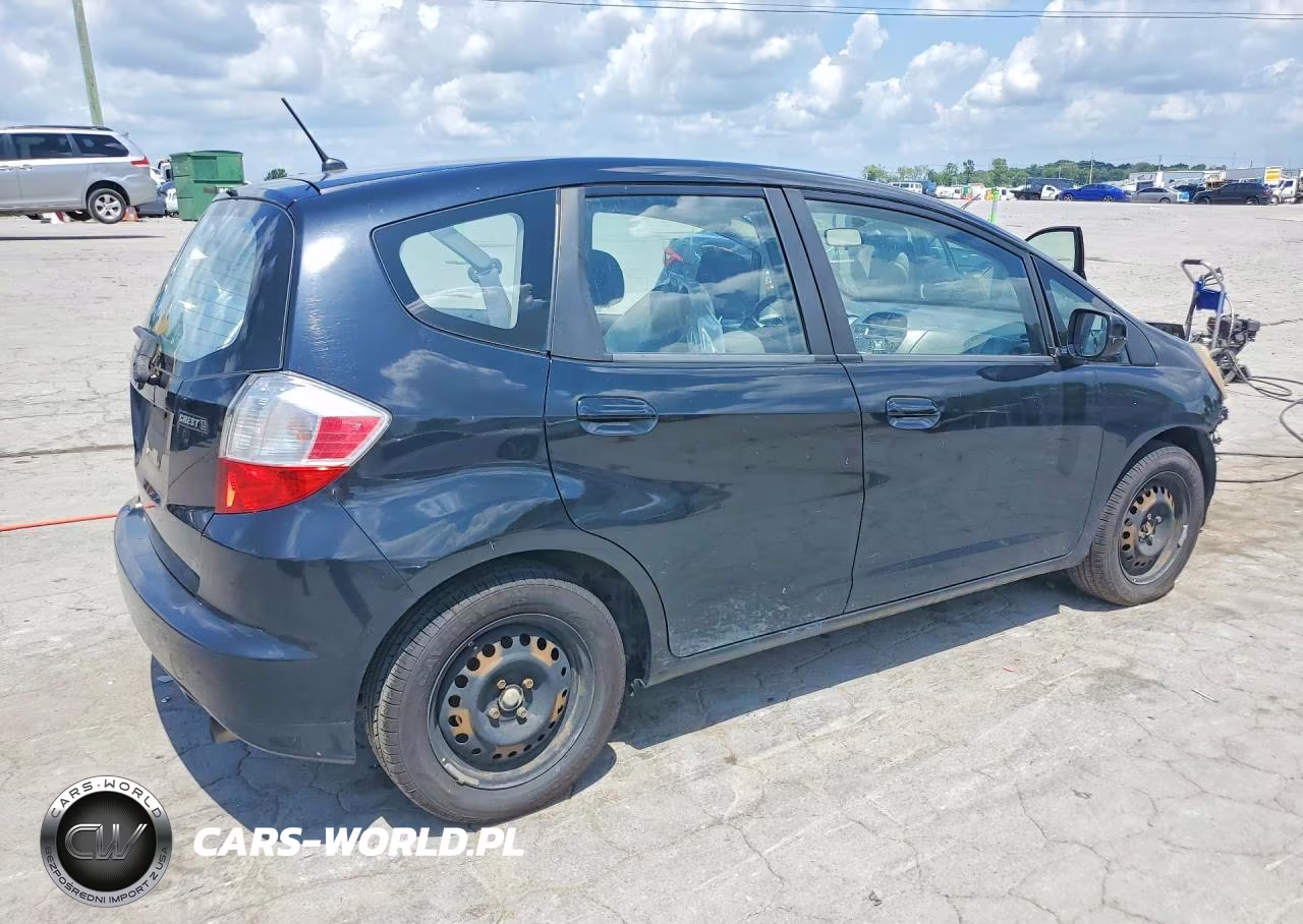 2012 Honda Fit VIN:JHMGE8G37CC039099 - 3