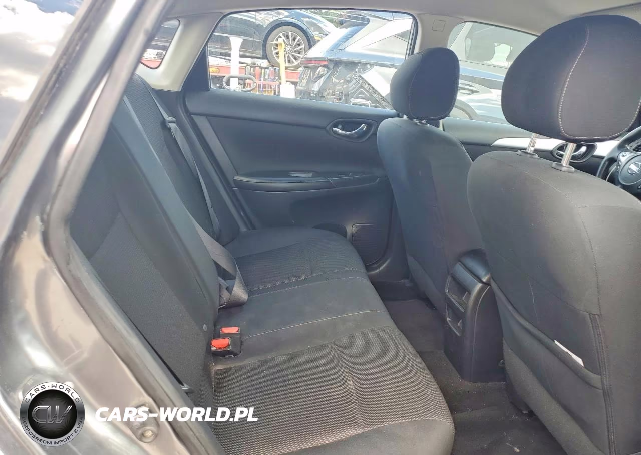 2019 Nissan Sentra S VIN:3N1AB7AP3KY225205 - 10