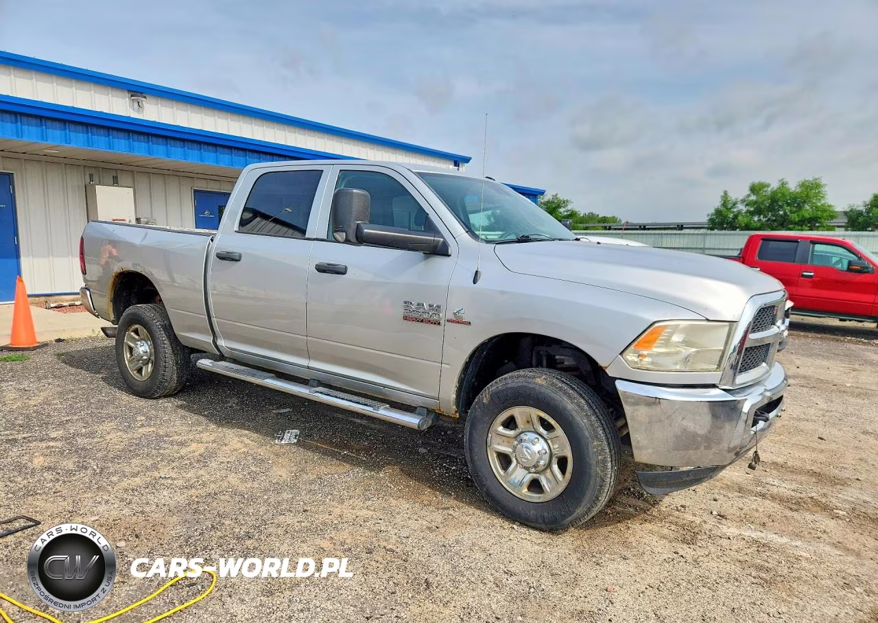 2014 Ram 2500 VIN:3C6UR5CL8EG144707 - 4