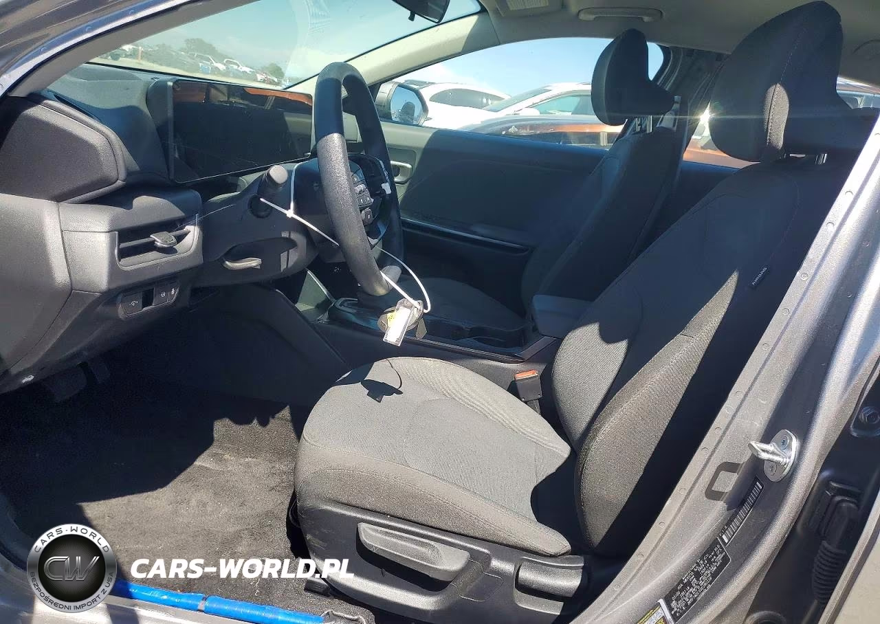 2025 Kia K4 Lx VIN:3KPFT4DE9SE090158 - 7