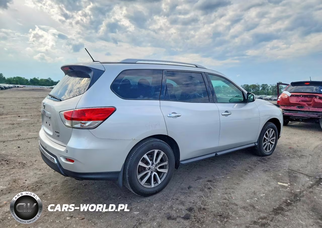 2014 Nissan Pathfinder S VIN:5N1AR2MMXEC663970 - 3