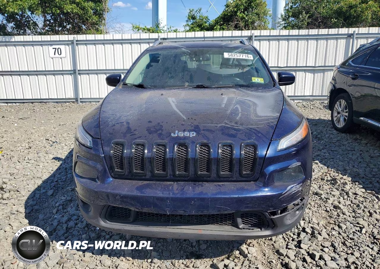 2014 Jeep Cherokee Latitude VIN:1C4PJMCS8EW320252 - 5