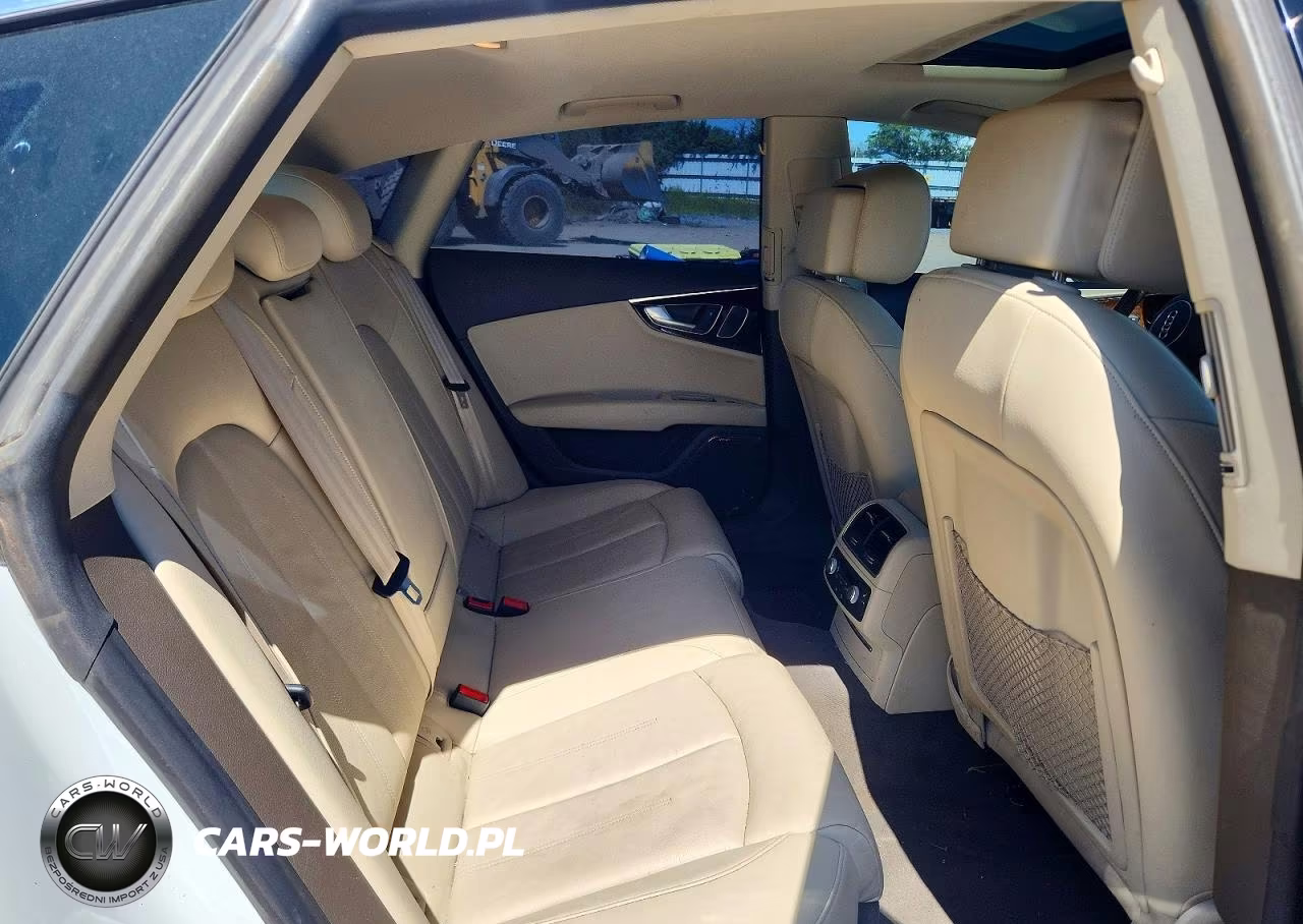 2016 Audi A7 Premium Plus VIN:WAUWGAFCXGN012597 - 10