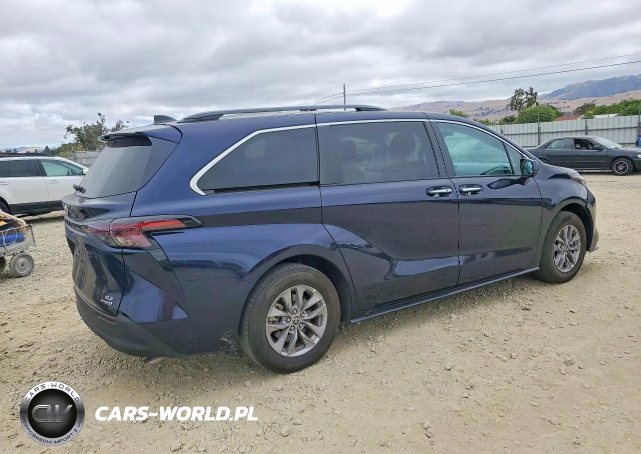 2024 Toyota Sienna Xle VIN:5TDYRKEC7RS214727 - 3