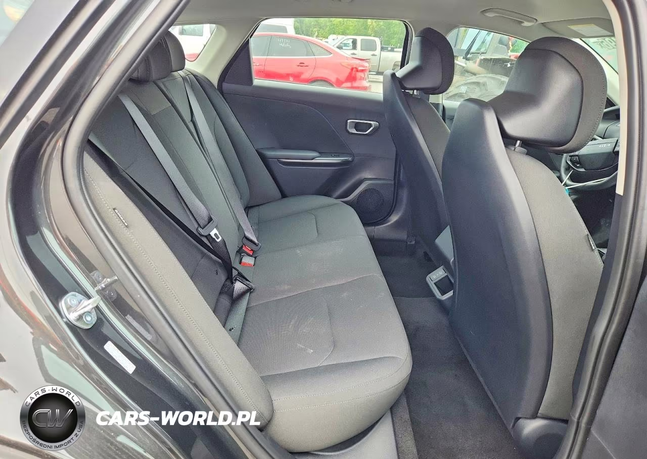 2026 Kia K4 Lx VIN:3KPFT4DE0TE310370 - 10